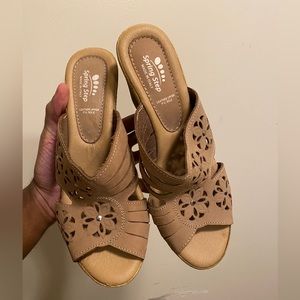 Spring Step Dora Slide Sandal